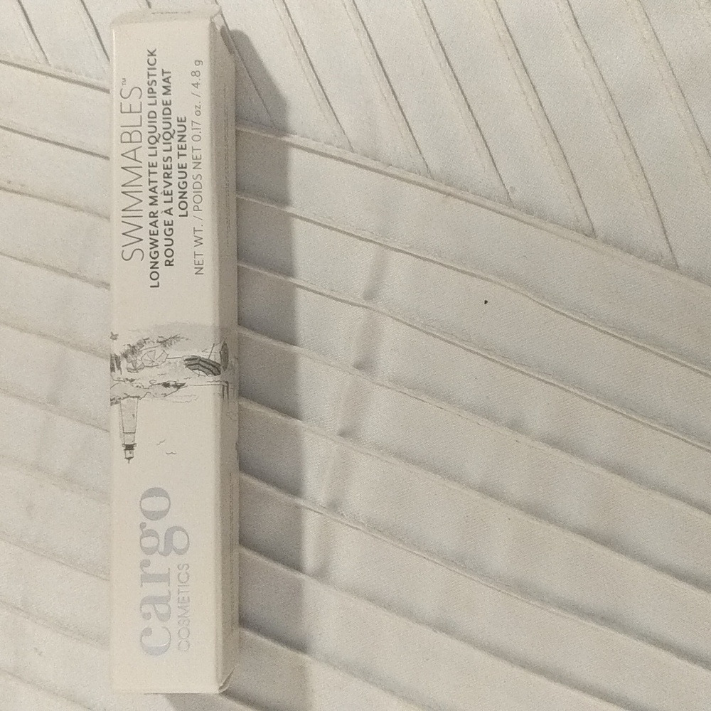 NWT Cargo lipstick